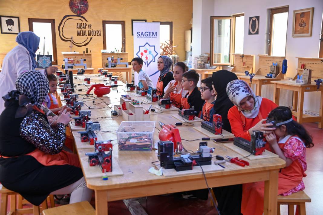 Konya’da eller birleşti, kalpler buluştu, unutulmaz eserler çıktı 12